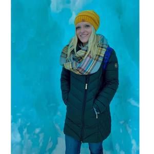 Meet your Posher, Julia